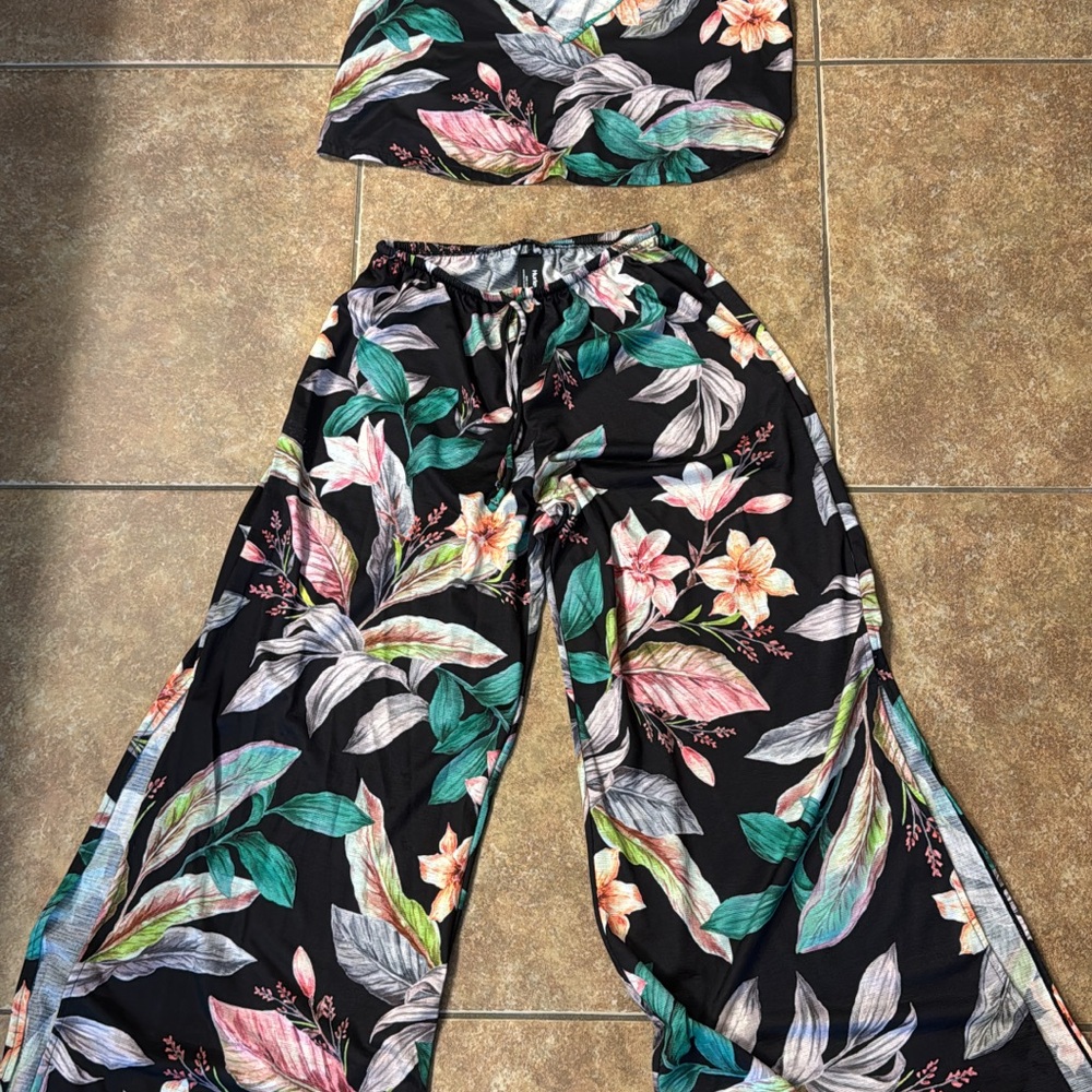 Hurley Floral Print Two-Piece Set XS/S - Picture 2 of 2